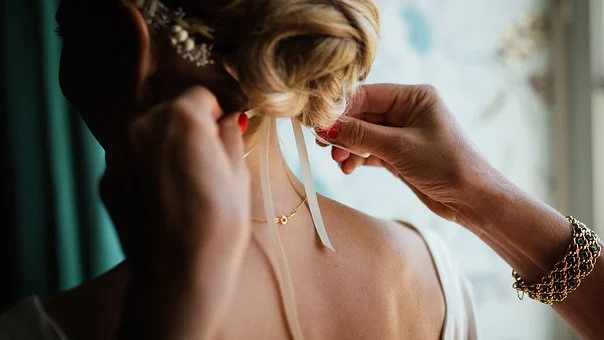 comment choisir un accessoire de cheveux pour un mariage